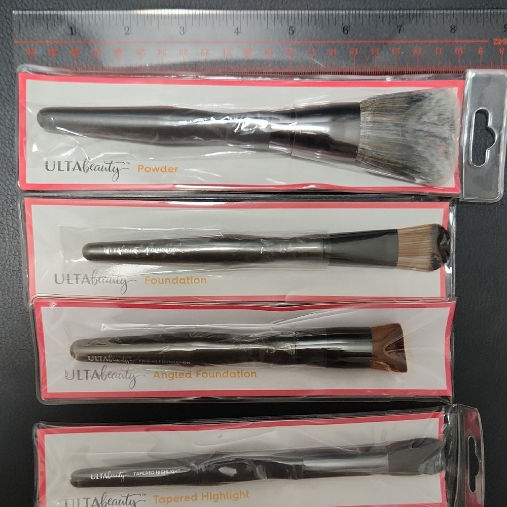 ULTA Beauty Makeup Brush Set - Black